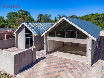 4 Bedroom Townhouse Complex