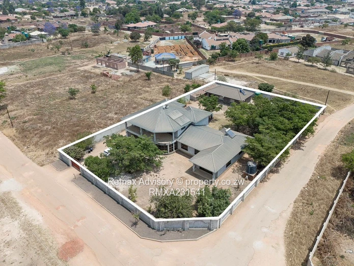 Finish To Your Own Taste 6 Bed House In Riverside (Sole Mandate)