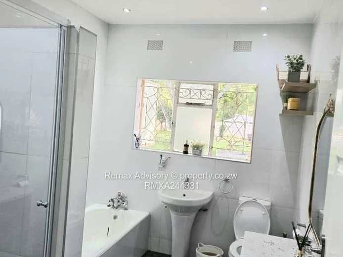 Executive Rental – Secure Family Home In Westgate