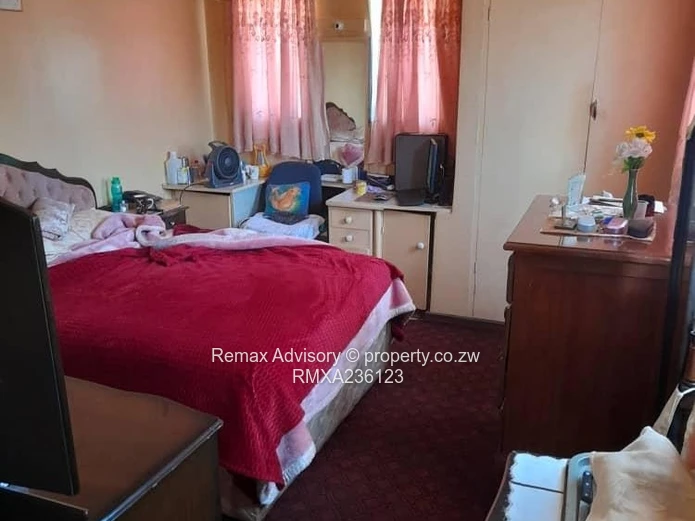 4 Bedroom Semi- Detached Single Storey House