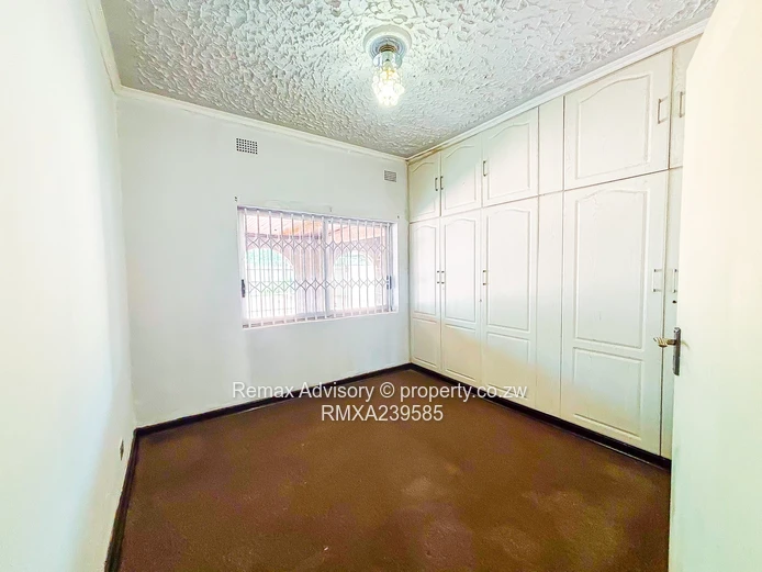 5-Bedroom House for Sale in Belvedere