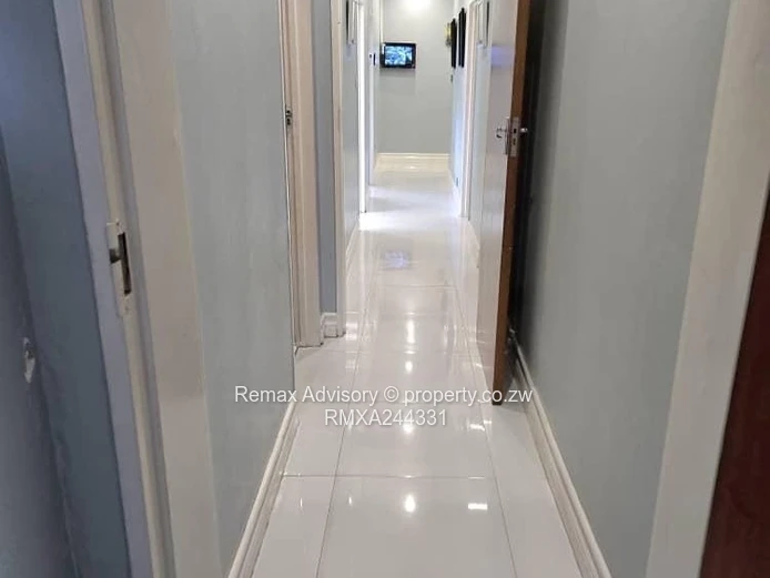 Executive Rental – Secure Family Home In Westgate