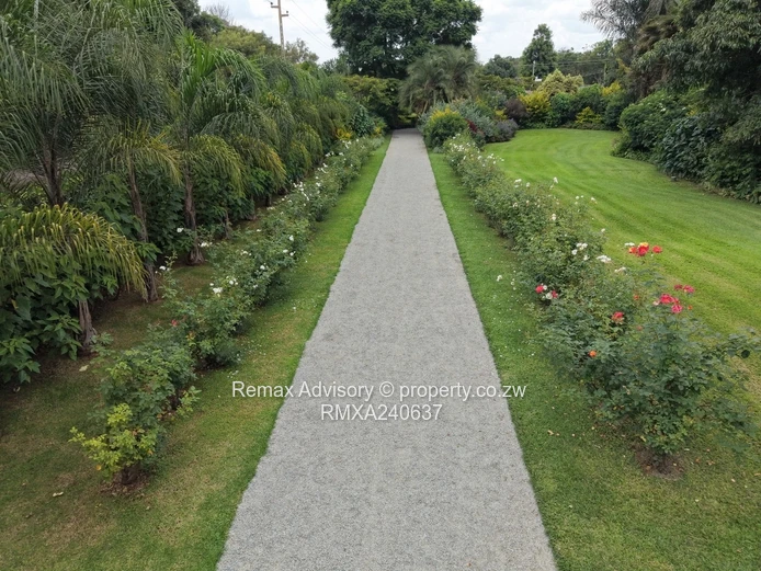 MANDARA SANCTUARY!    12000m2   "A LEGACY ESTATE"