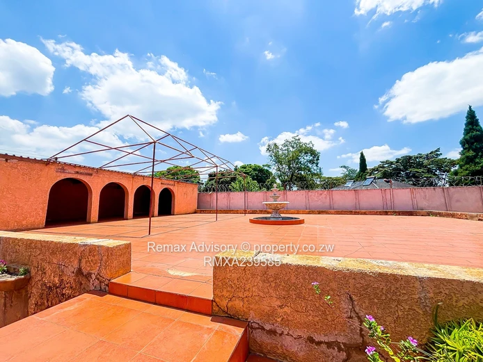 5-Bedroom House for Sale in Belvedere