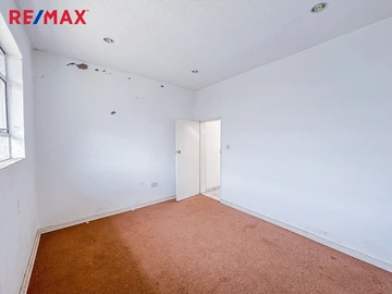 7 Bedroom Townhouse Complex