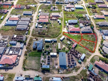 Stands & Residential Land