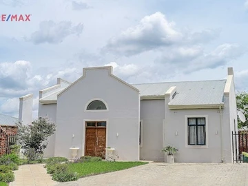 3 Bedroom Townhouse Complex