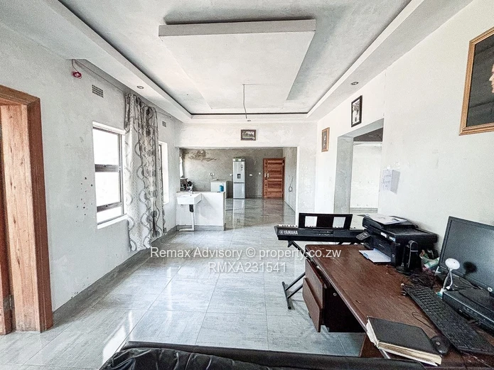 Finish To Your Own Taste 6 Bed House In Riverside (Sole Mandate)