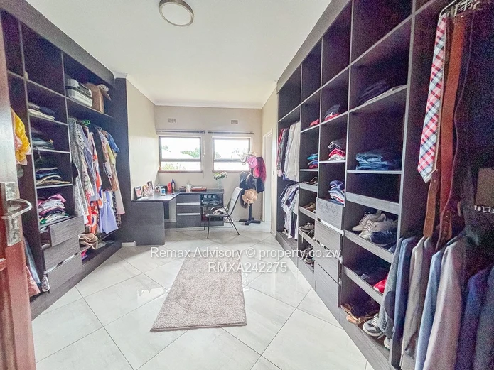 Colne Valley Double-Story Cluster for Sale: