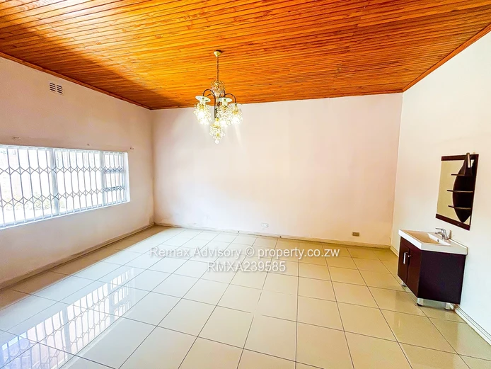 5-Bedroom House for Sale in Belvedere